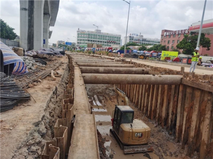 新新公路箱涵钢板桩施工